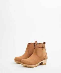 No.6 5" Buckle Boot On Mid Heel Honey