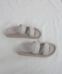 Lauren Manoogian Raw Band Sandal Gris