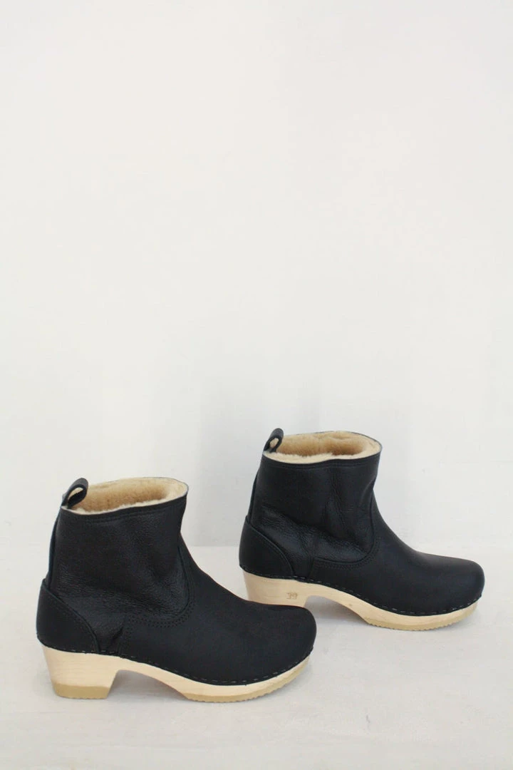 No.6 5'' Pull On Shearling Clog Boot Mid Heel Ink Aviator 4 No.6 5'' Pull On Shearling Clog Boot Mid Heel Ink Aviator