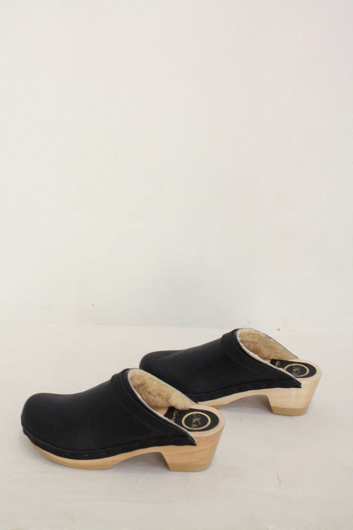 No.6 Dakota Shearling Clog Mid Heel Ink Aviator 4 No.6 Dakota Shearling Clog Mid Heel Ink Aviator