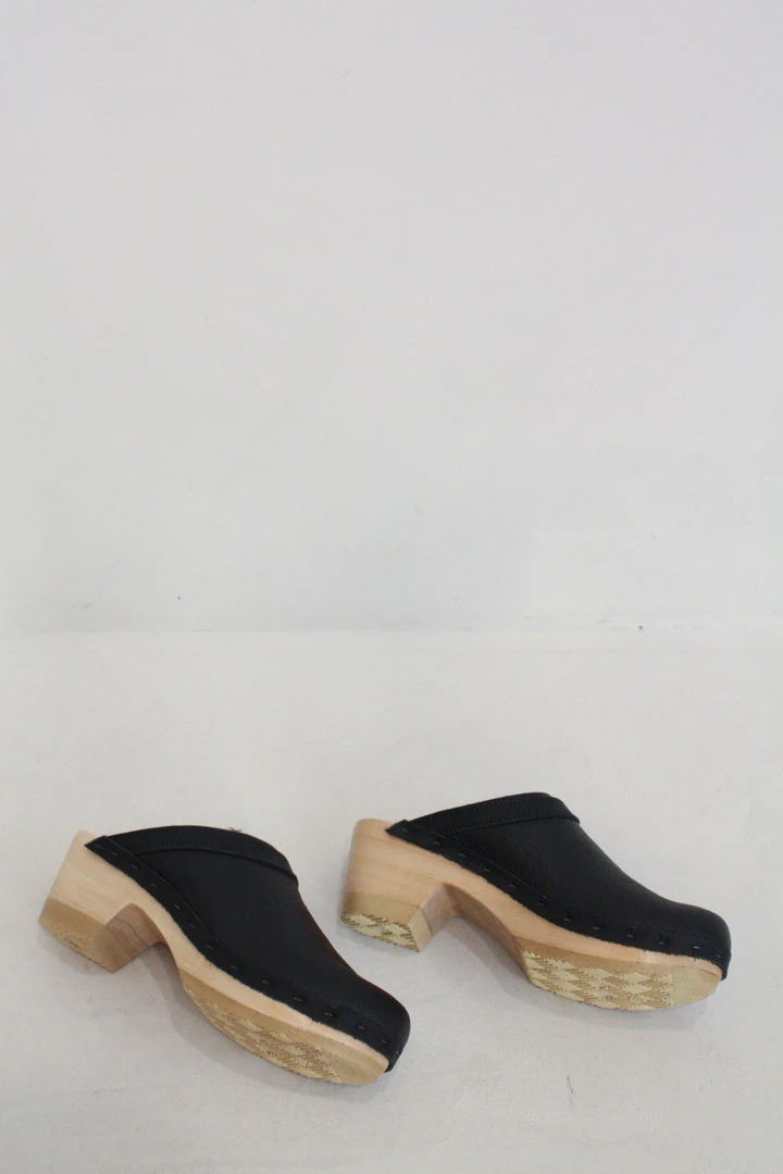 No.6 Dakota Shearling Clog Mid Heel Ink Aviator 5 No.6 Dakota Shearling Clog Mid Heel Ink Aviator