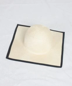 Clyde Accessories Square Hat Ivory