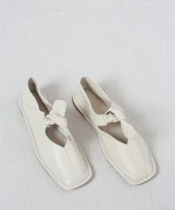 Hereu Llasada Front Knot Pump Cream