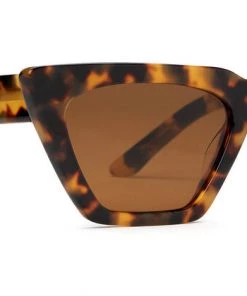 Carla Colour Modan Sunglasses Magnatort